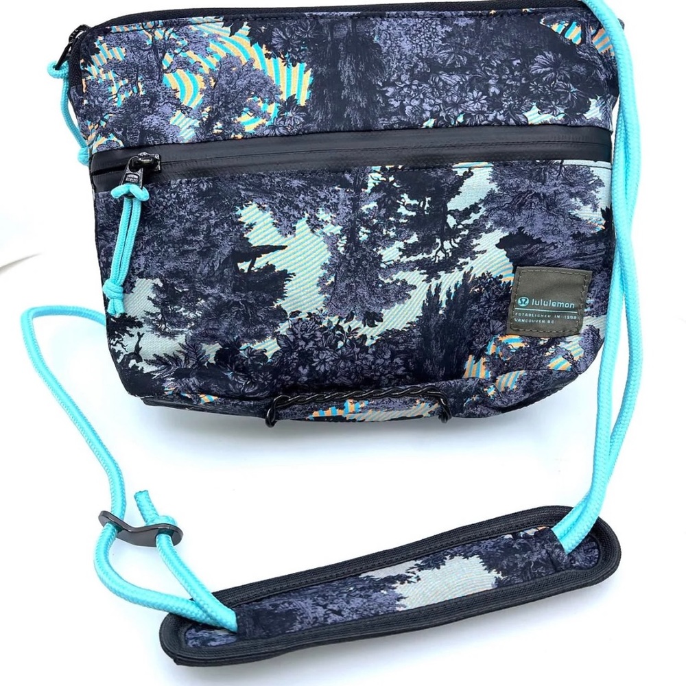 Lululemon Patch Logo Crossbody - Psychedelic Toile Peri Purple Turquoise - NWT!